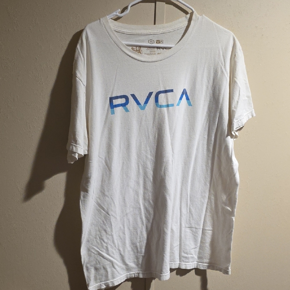 RVCA White and Blue Logo Tee (XL)
